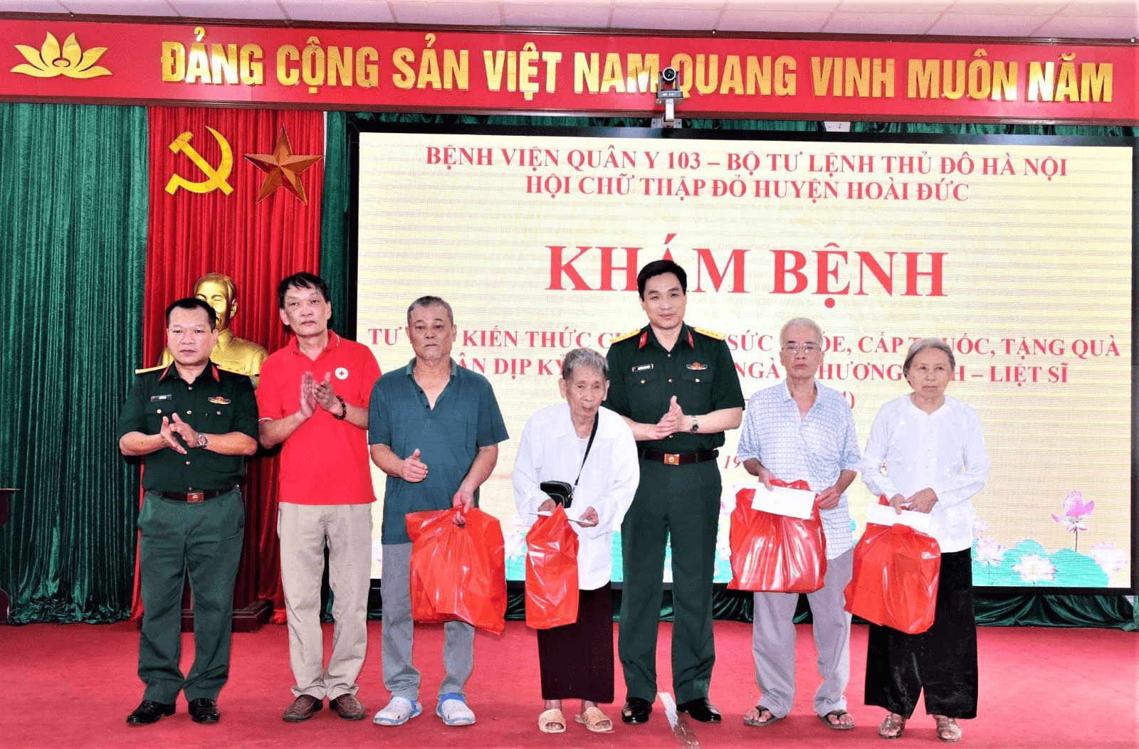 Lực lượng vũ trang Thủ đô tri ân người có công