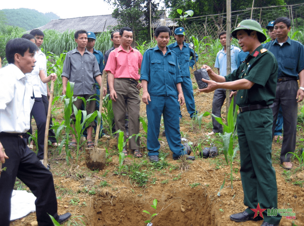 Nhiều làng, bản khó khăn dần “thay da đổi thịt”