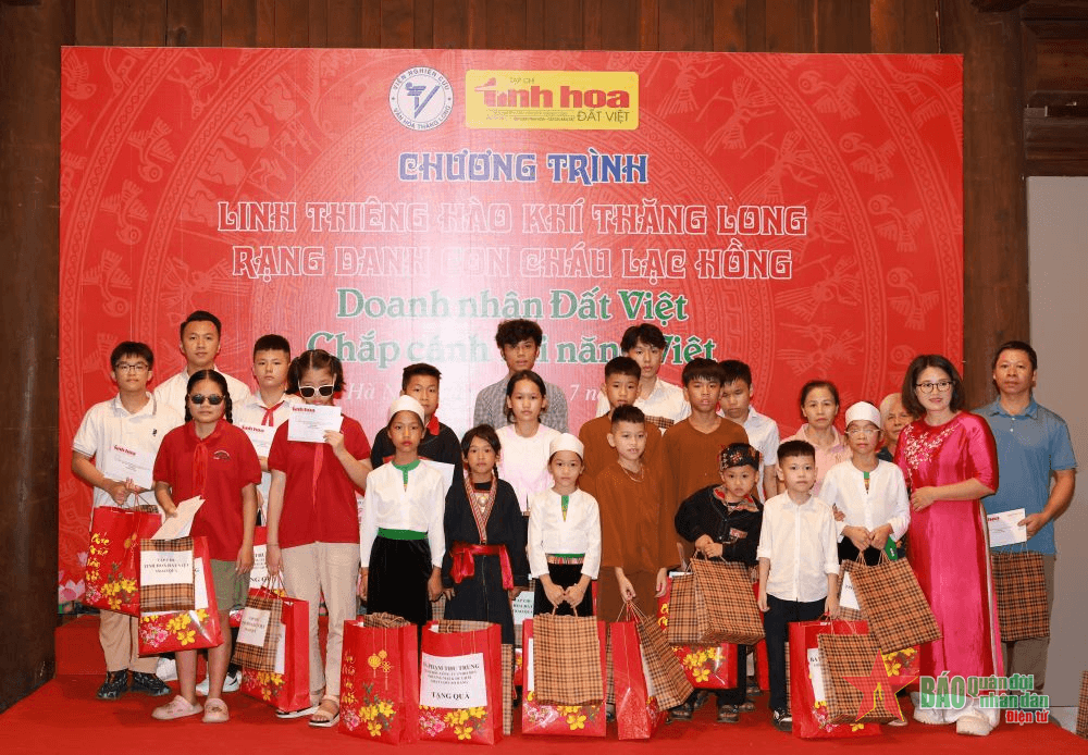 Tiếp thêm ngọn lửa nhiệt huyết, niềm tự hào dân tộc