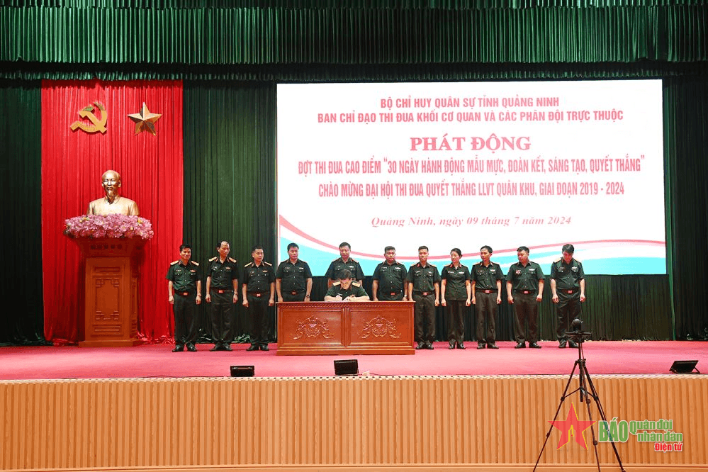 Phát động đợt thi đua cao điểm chào mừng Đại hội Thi đua Quyết thắng LLVT Quân khu 3