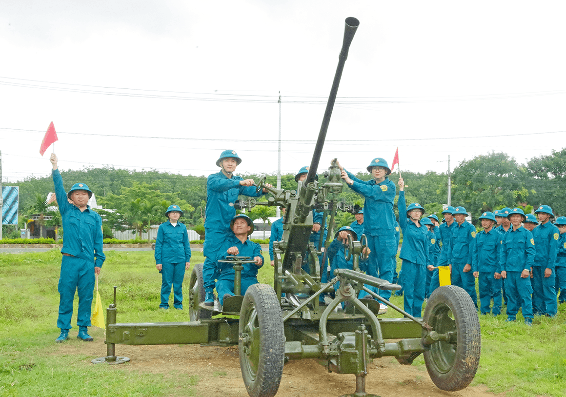 Gắn Phong trào Thi đua Quyết thắng với phong trào thi đua yêu nước