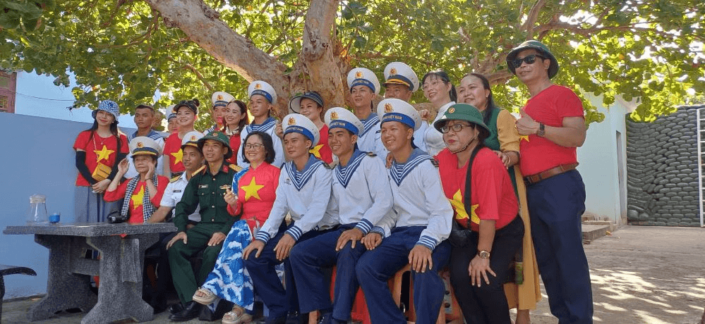 Những món quà từ Trường Sa