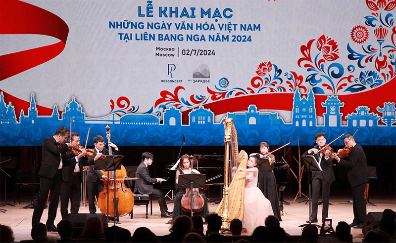 Ngân vang mãi bản hòa ca Việt-Nga