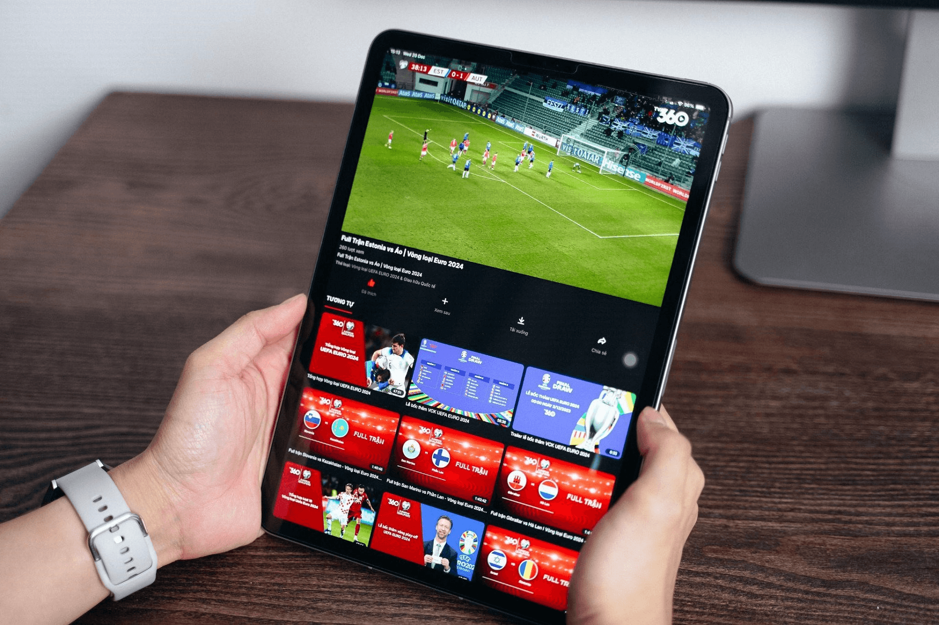 Người hâm mộ tự “check VAR” khi xem Euro 2024