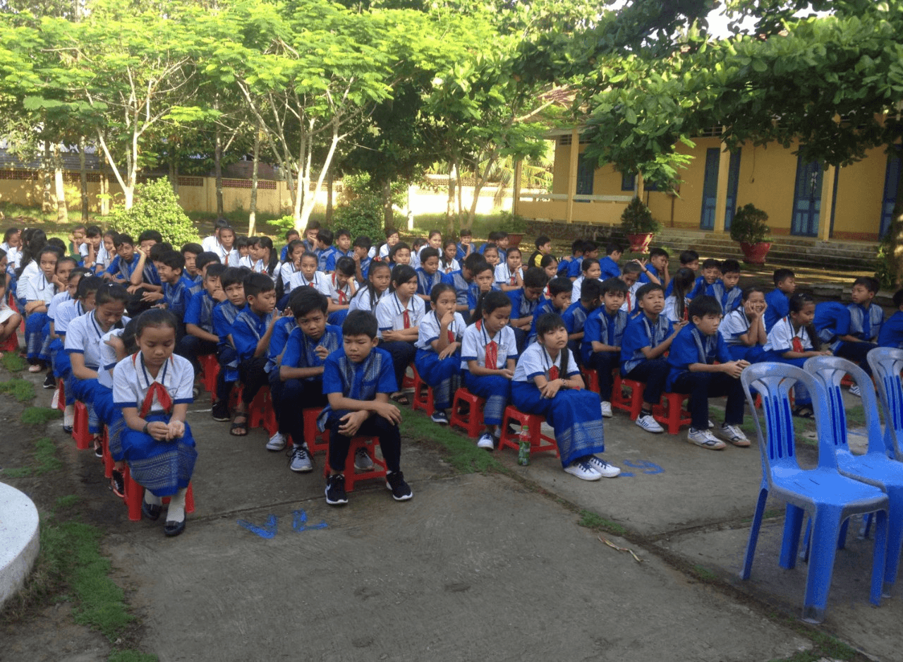 Chăm lo chất lượng dạy và học cho học sinh dân tộc nội trú
