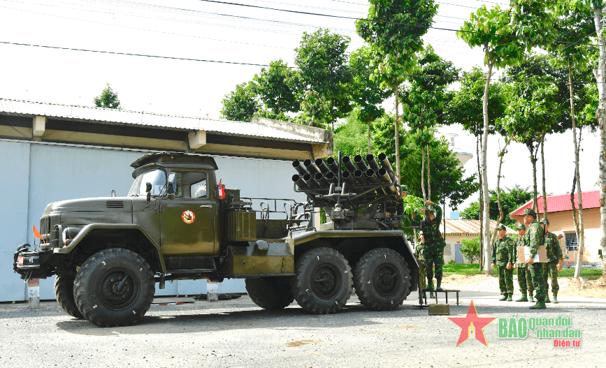 Tiếp thêm động lực cho các phong trào thi đua