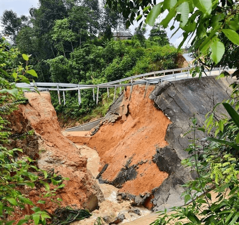 Hà Giang: Mưa lớn gây sạt lở, chia cắt nhiều tuyến đường
