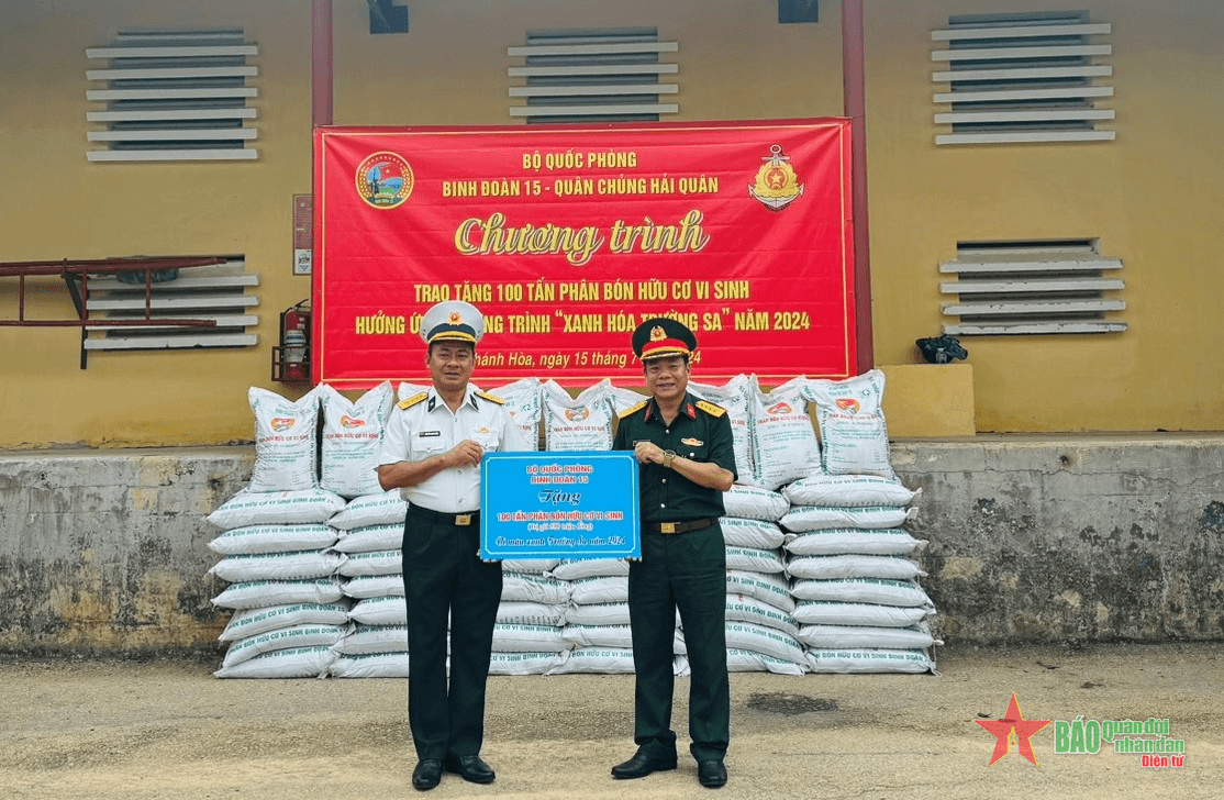 Binh đoàn 15 hưởng ứng Chương trình “Xanh hóa Trường Sa”