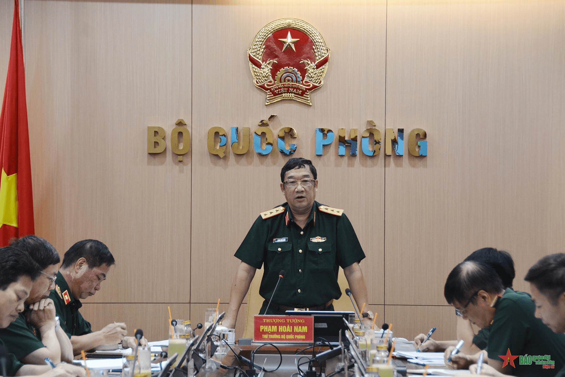 Thượng tướng Phạm Hoài Nam làm việc với Tổng cục Công nghiệp Quốc phòng
