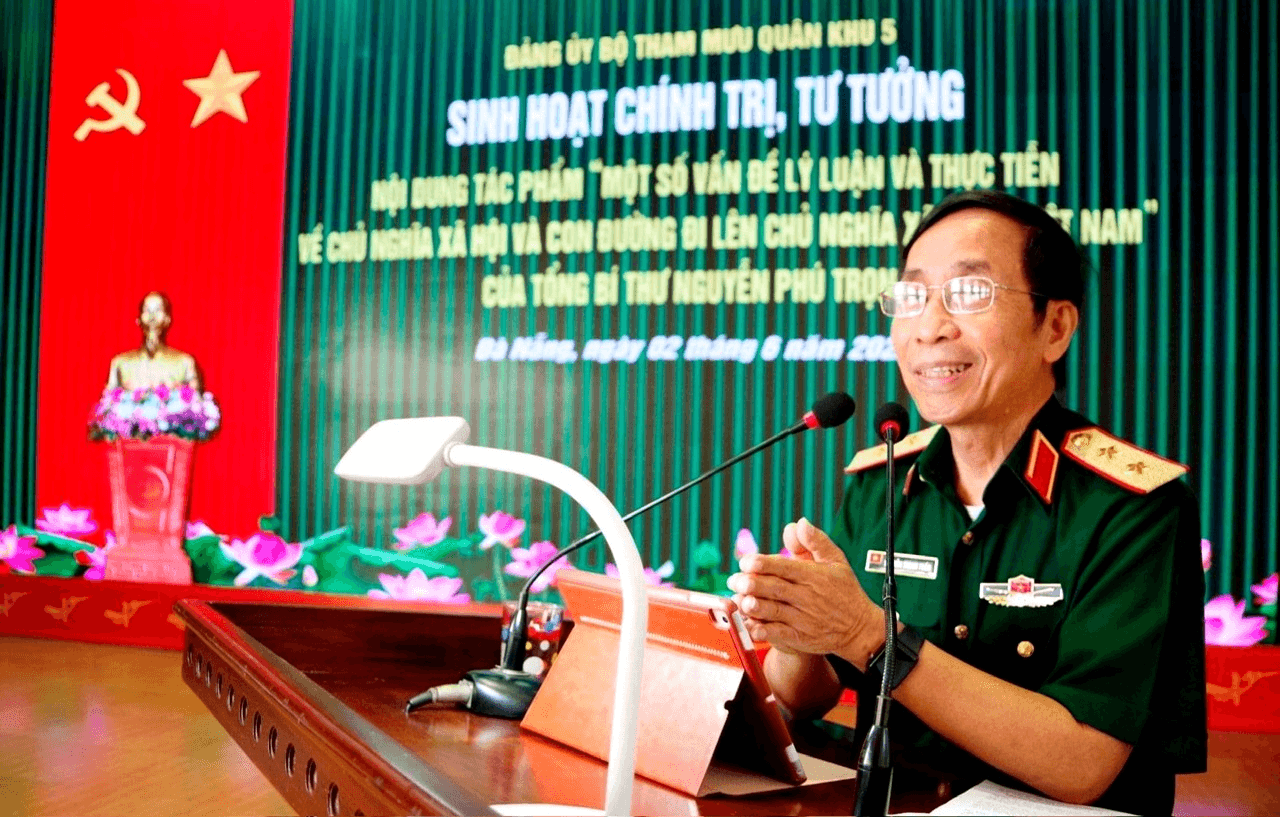 Người “truyền lửa” - Bài 3: “Tiếp lửa” cách mạng cho thế hệ trẻ (Tiếp theo và hết)