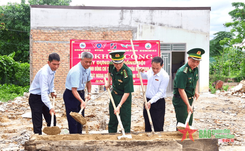 Bộ đội Biên phòng tỉnh Đắk Lắk khởi công Nhà Đồng đội tặng gia đình quân nhân khó khăn