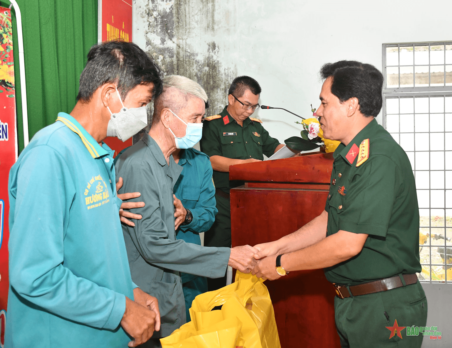 An Giang tổ chức các hoạt động tri ân kỷ niệm 77 năm Ngày Thương binh-Liệt sĩ