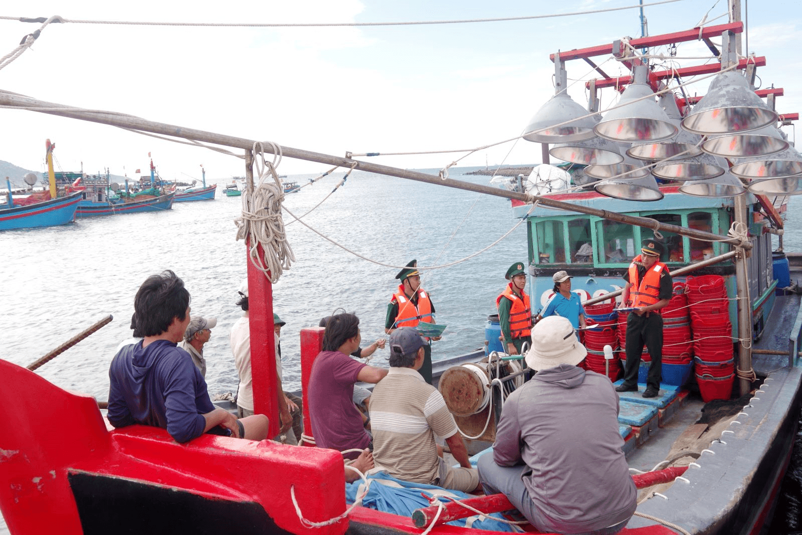 Điểm tựa của dân