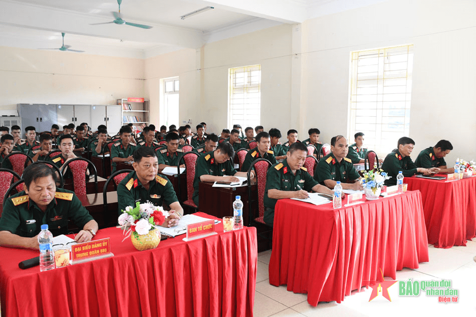 Lai Châu khai mạc lớp bồi dưỡng lý luận chính trị cho đảng viên mới và nhận thức về Đảng năm 2024