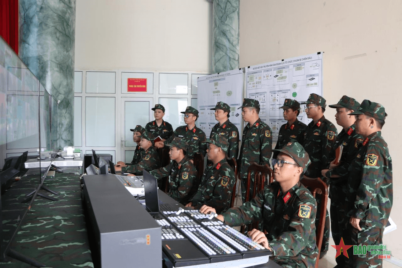 Bộ Tham mưu Binh chủng Thông tin liên lạc: Lấy xây dựng Đảng làm nền tảng nâng cao chất lượng tham mưu
