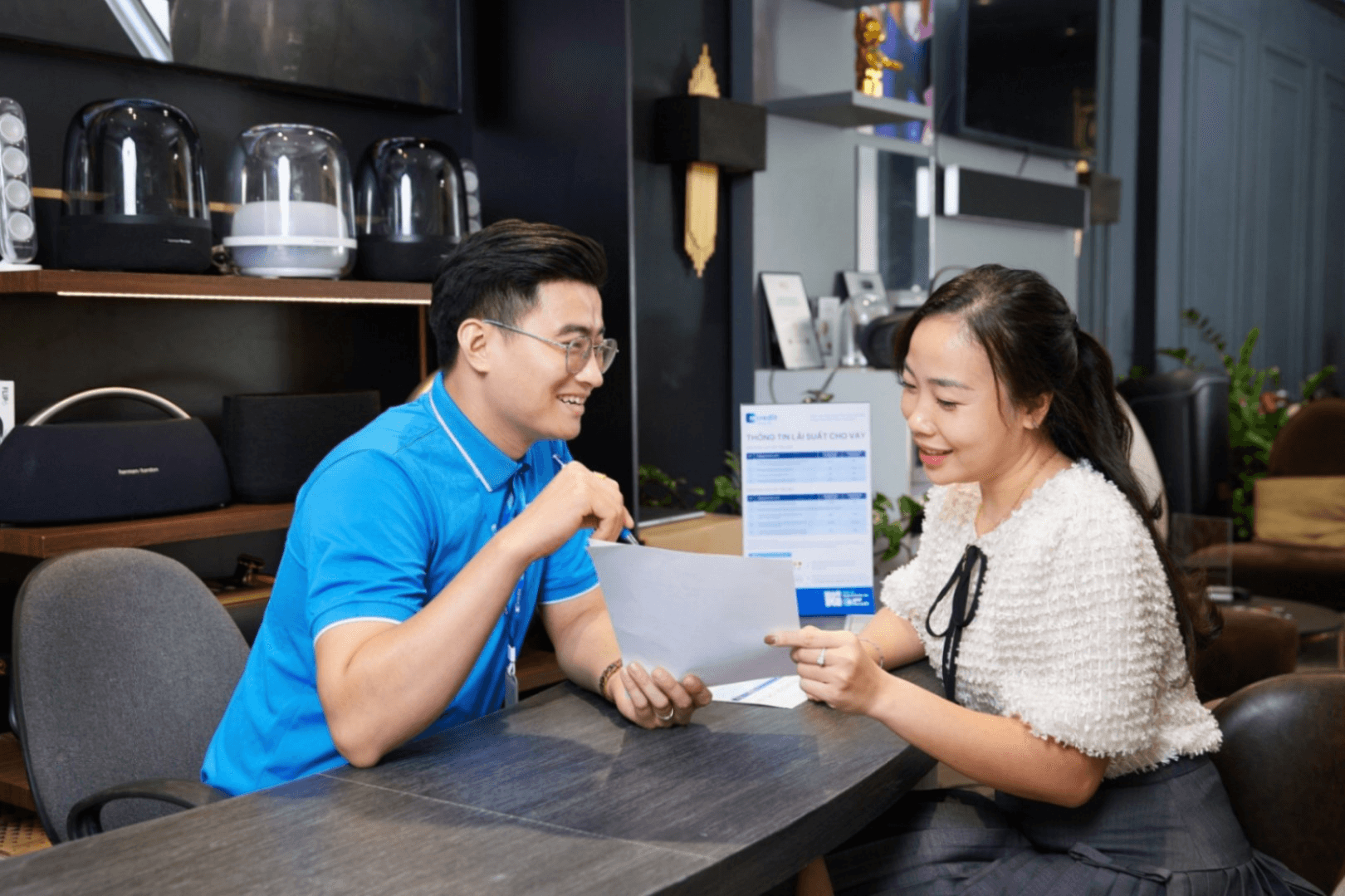 Fitch Ratings duy trì xếp hạng tín nhiệm Mcredit ở mức B cùng triển vọng “Tích cực”