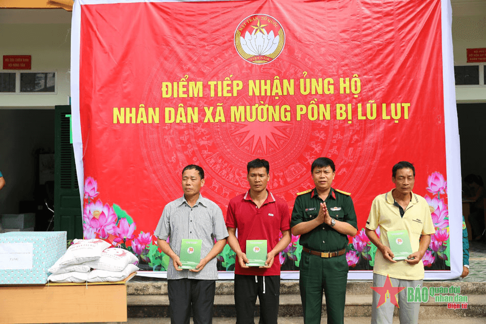 Điện Biên: Hỗ trợ người dân vùng lũ