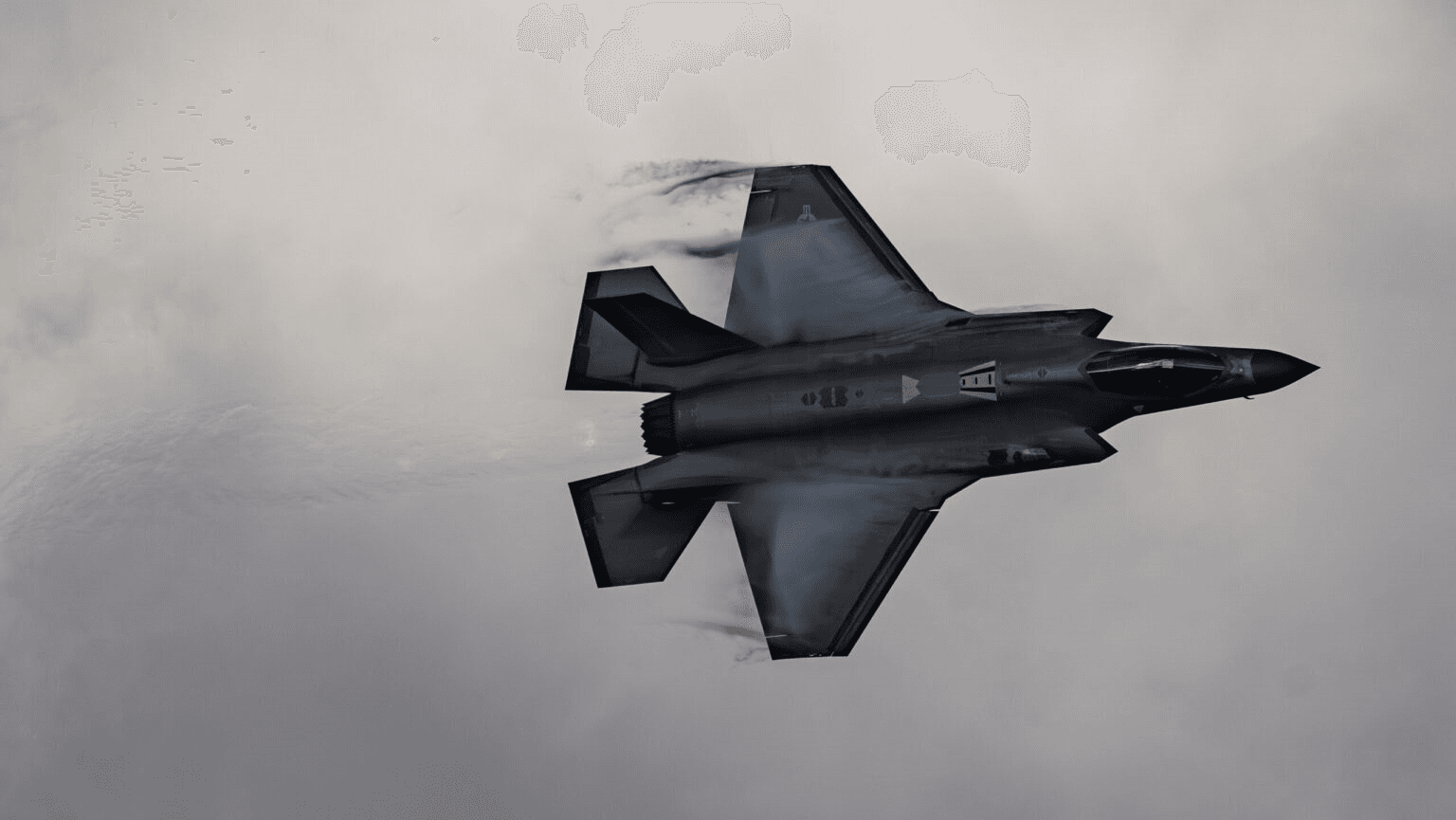Quốc gia châu Âu thứ 12 tham gia chương trình F-35