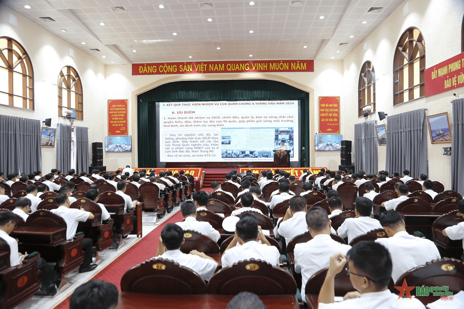 Vùng 4 Hải quân quán triệt nhiệm vụ 6 tháng cuối năm 2024