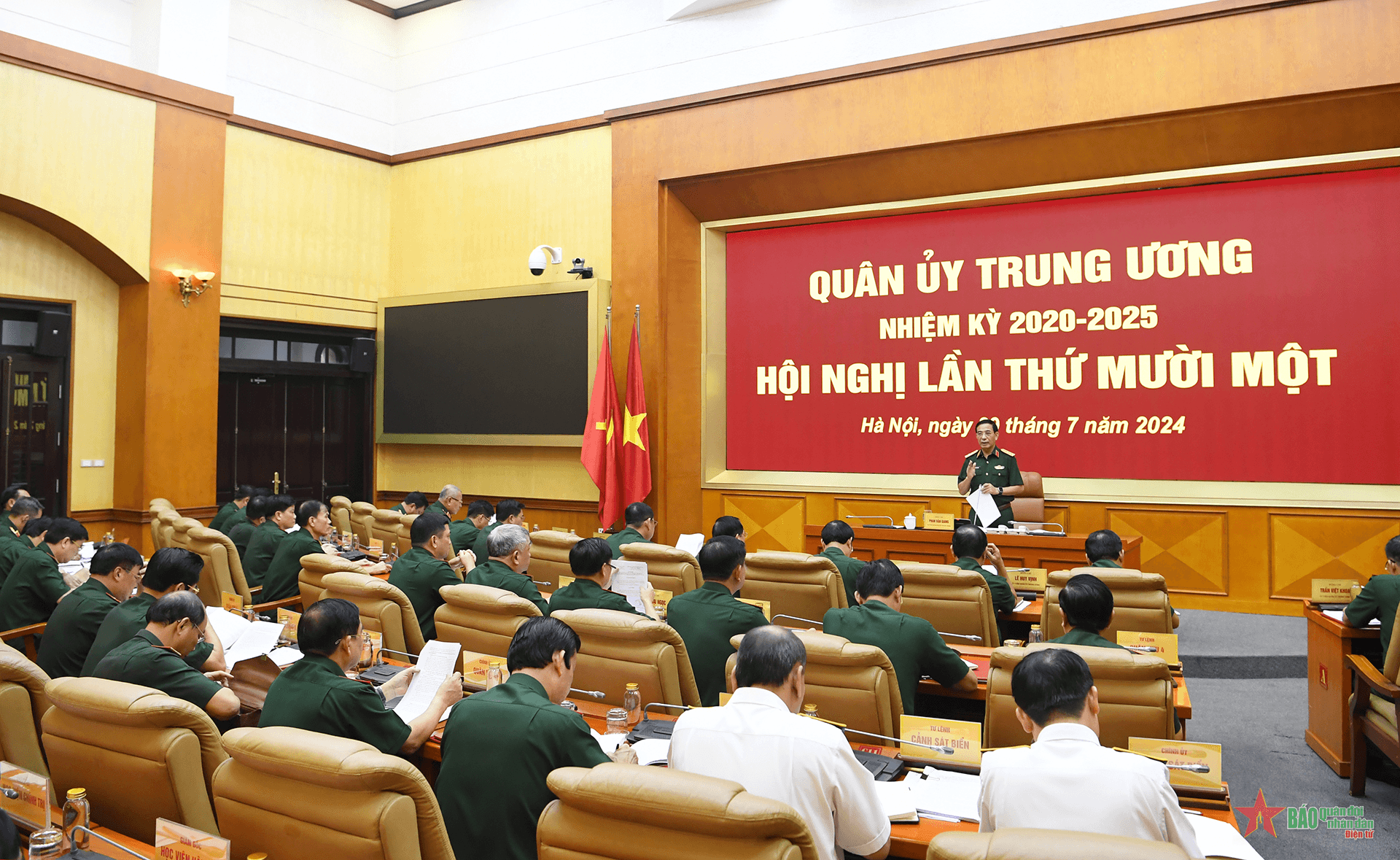 Dự thảo Luật sửa đổi, bổ sung một số điều của Luật Sĩ quan Quân đội nhân dân Việt Nam: Làm rõ hơn chế độ, chính sách đối với sĩ quan