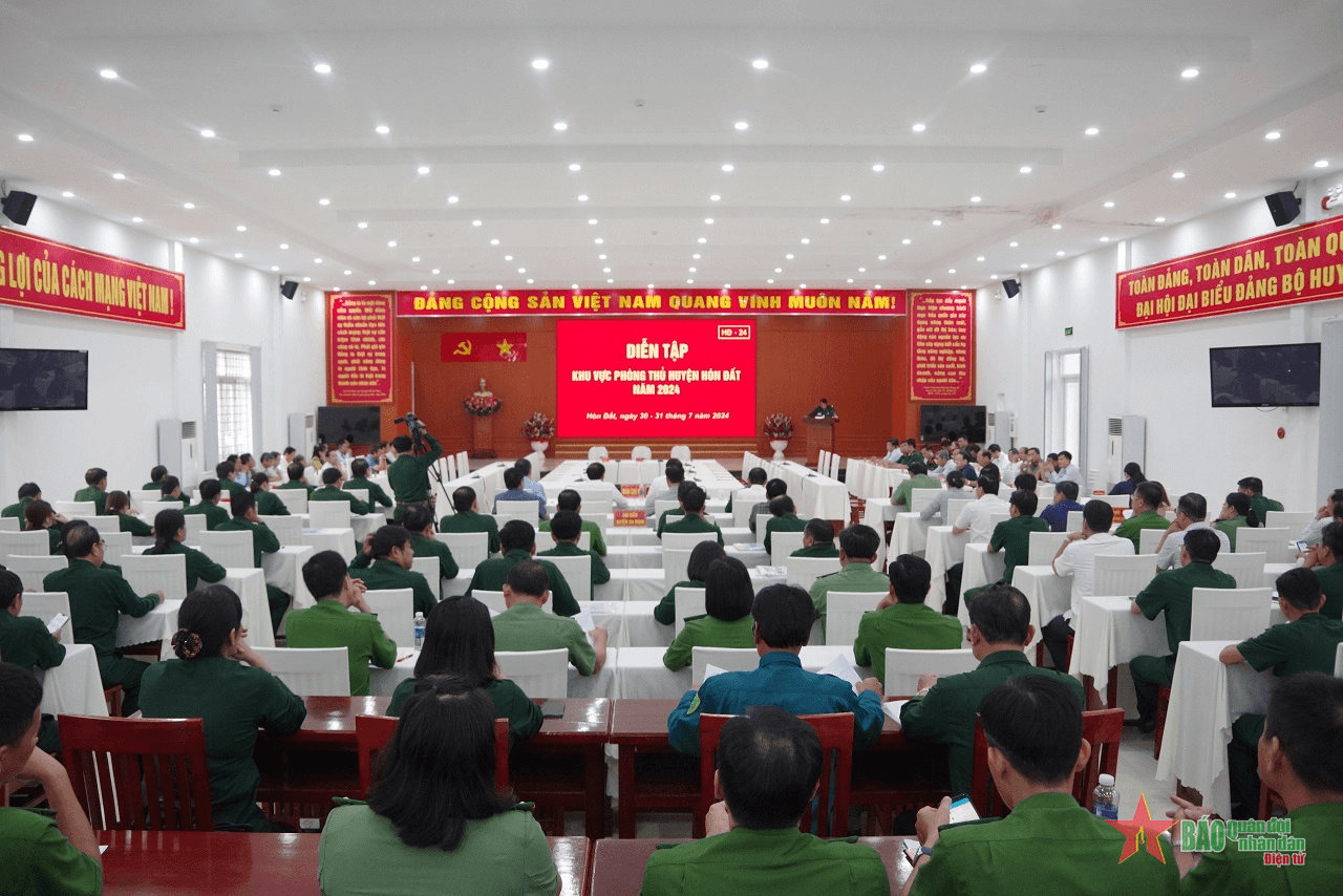 Kiên Giang: Khai mạc diễn tập khu vực phòng thủ huyện Hòn Đất