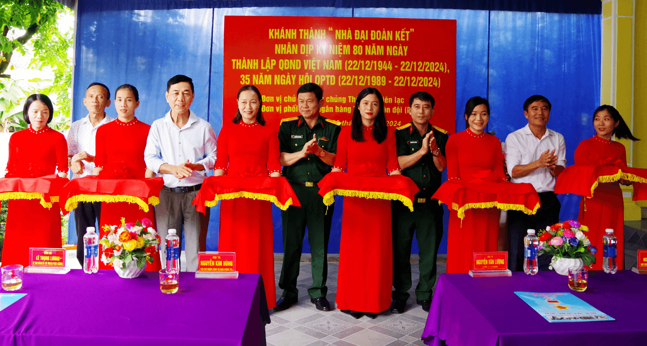 Niềm vui của bố Công