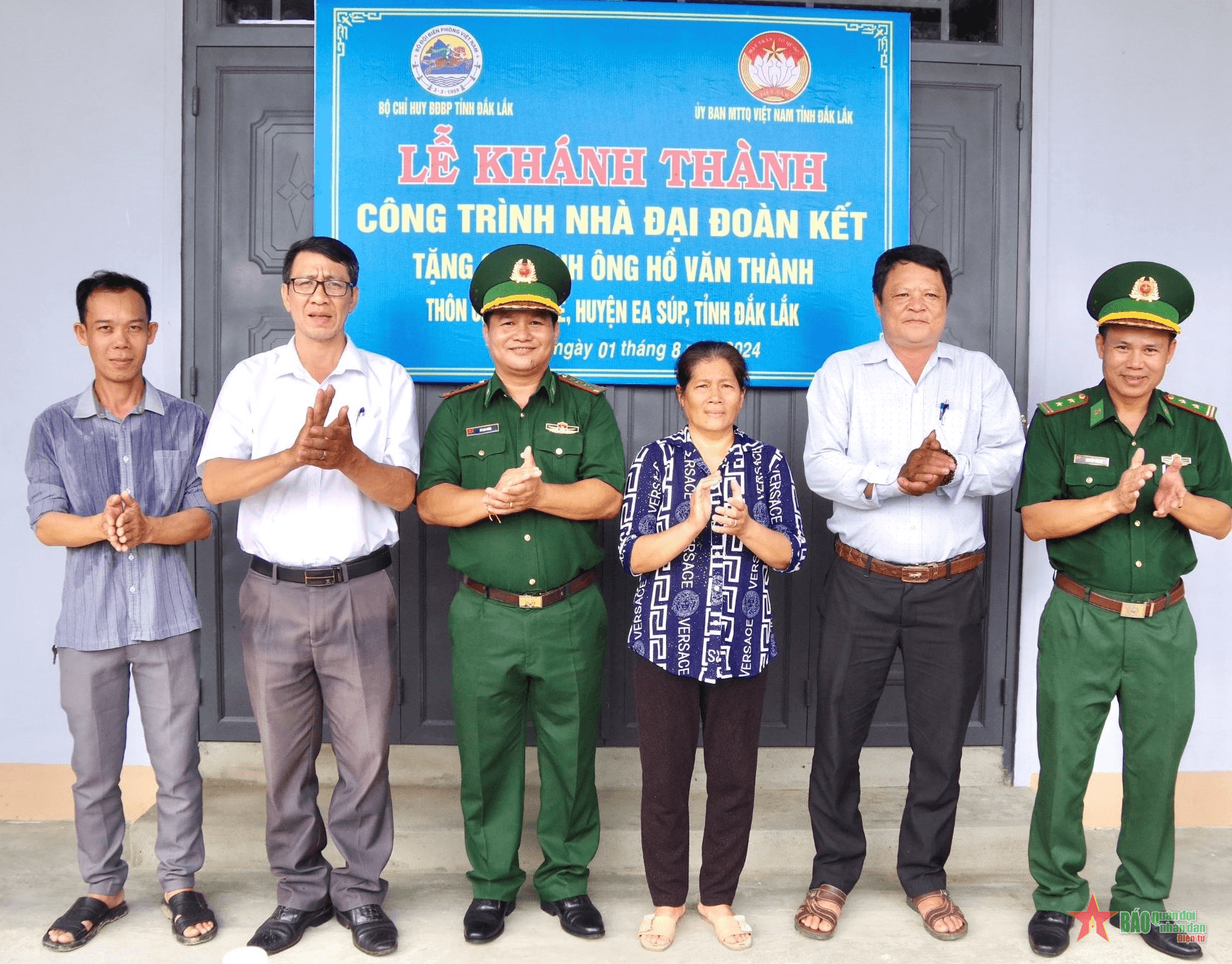 Bộ đội Biên phòng tỉnh Đắk Lắk khánh thành nhà ''Đại đoàn kết” tặng hộ nghèo tại xã biên giới Ia Rvê