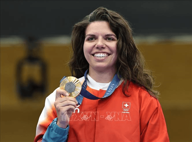 Olympic 2024: Xạ thủ Chiara Leone phá kỷ lục, giành huy chương vàng cho Thụy Sĩ
