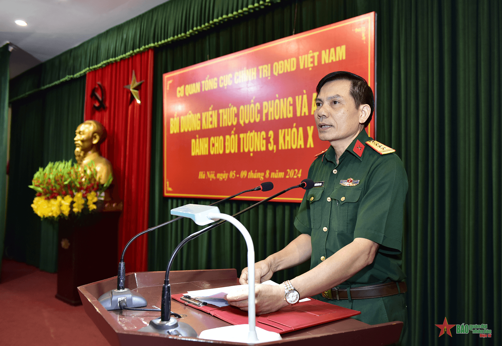 Cơ quan Tổng cục Chính trị Quân đội nhân dân Việt Nam khai mạc lớp bồi dưỡng kiến thức quốc phòng và an ninh đối tượng 3