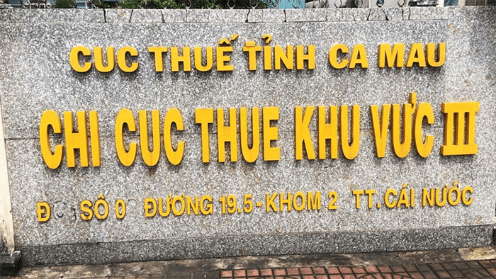 Bắt hai lãnh đạo Chi cục Thuế khu vực III