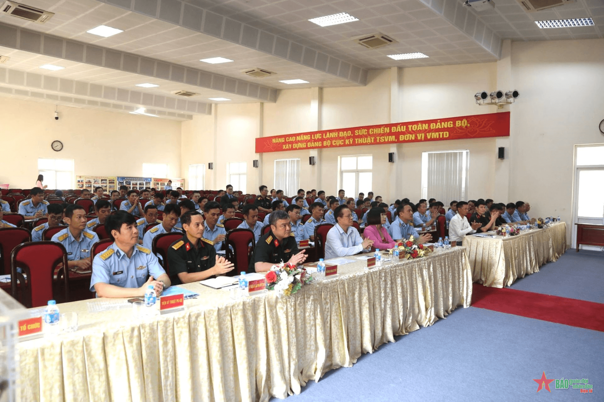 Hội thảo Giải pháp bảo quản, bảo dưỡng trang bị kỹ thuật thông qua nhiệt đới hóa