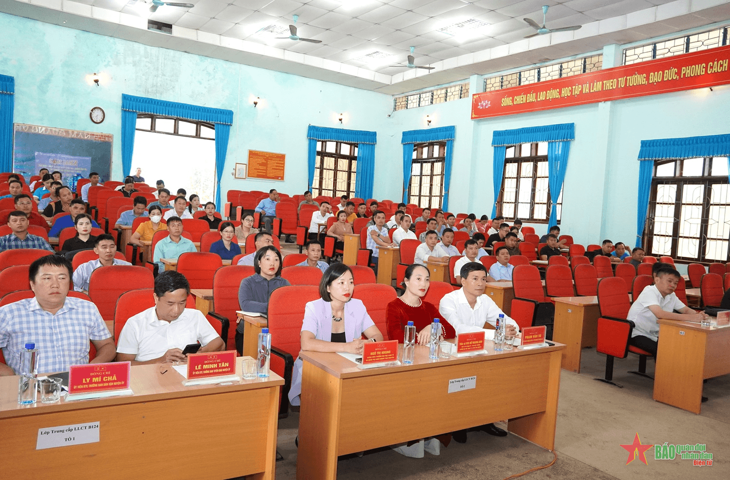 Khai mạc lớp bồi dưỡng, cập nhật kiến thức, kỹ năng lãnh đạo, quản lý cho cán bộ quy hoạch cấp cơ sở