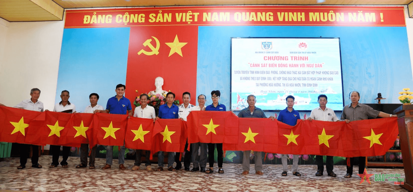Hải đoàn 21 tuyên truyền phòng, chống (IUU), phổ biến Luật Cảnh sát biển tại Bình Định
