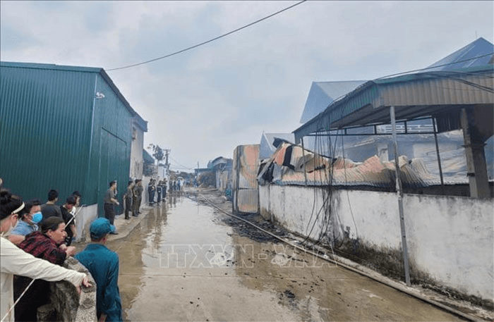 Thanh Hóa: Cháy cơ sở kinh doanh chăn, ga, gối, đệm, một người tử vong