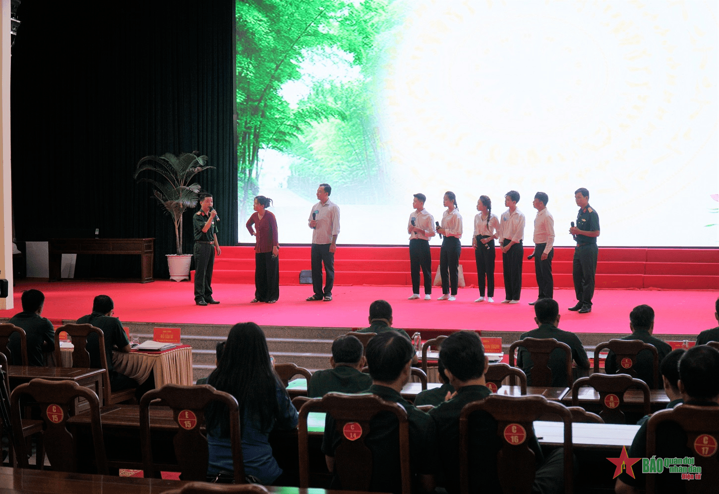 Cần Thơ: Hội thi Tuyên truyền, hướng nghiệp tuyển sinh quân sự năm 2024