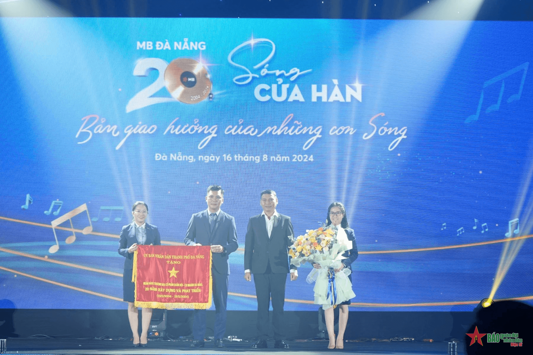 Ngân hàng TMCP Quân đội (MB) chi nhánh Đà Nẵng kỷ niệm 20 năm thành lập