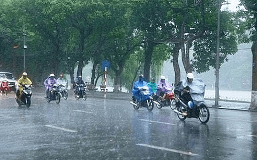 Thời tiết hôm nay (18-8): Miền Bắc tiếp tục mưa dông, đề phòng lốc sét