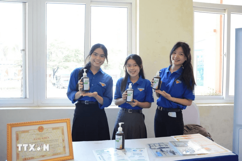 Dung dịch tẩy rửa từ... rác hữu cơ!