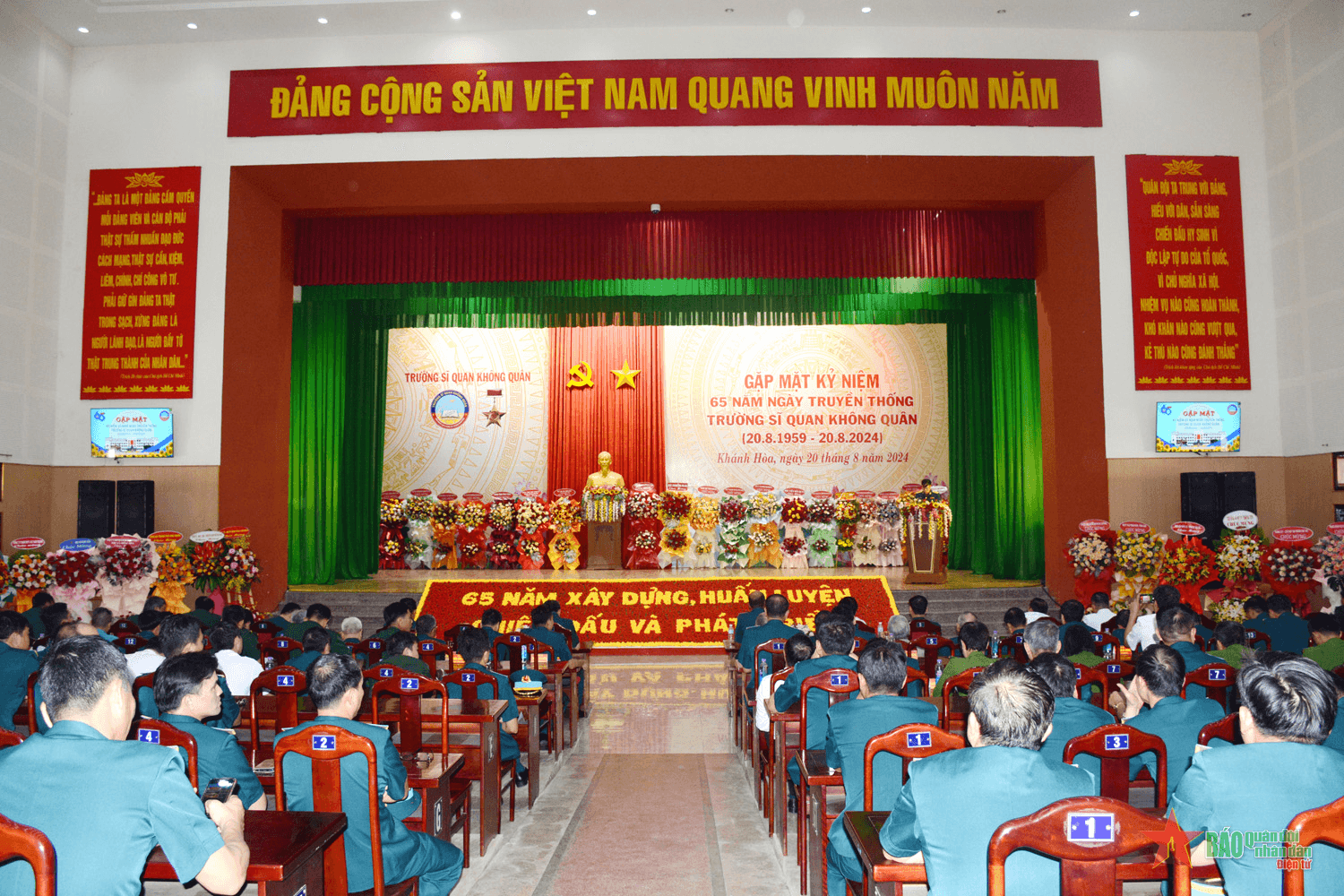 Trường Sĩ quan Không quân gặp mặt kỷ niệm 65 năm Ngày truyền thống