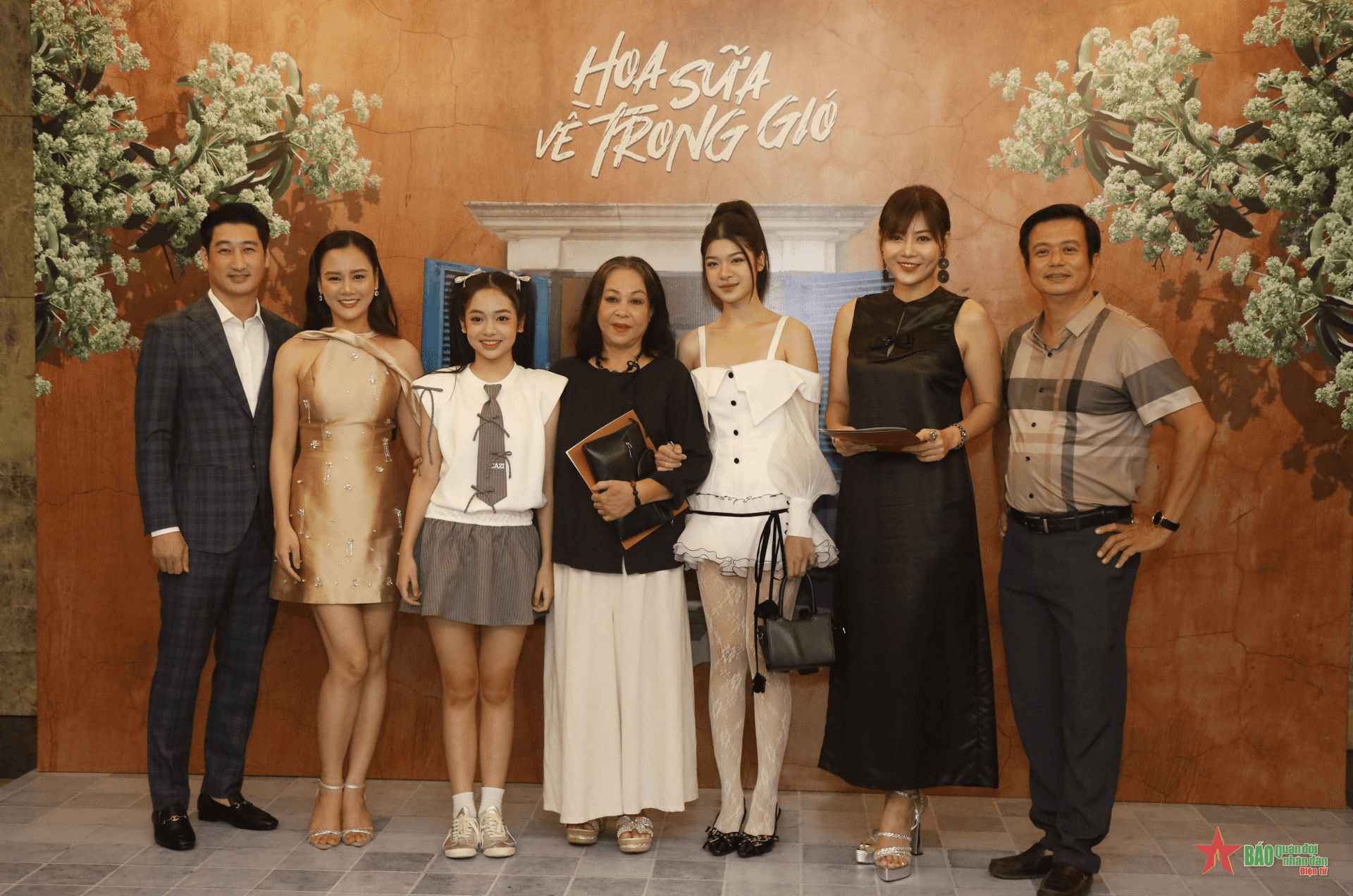 Nghệ sĩ Ưu tú Thanh Quý vào vai mẹ chồng được yêu quý trong “Hoa sữa về trong gió”