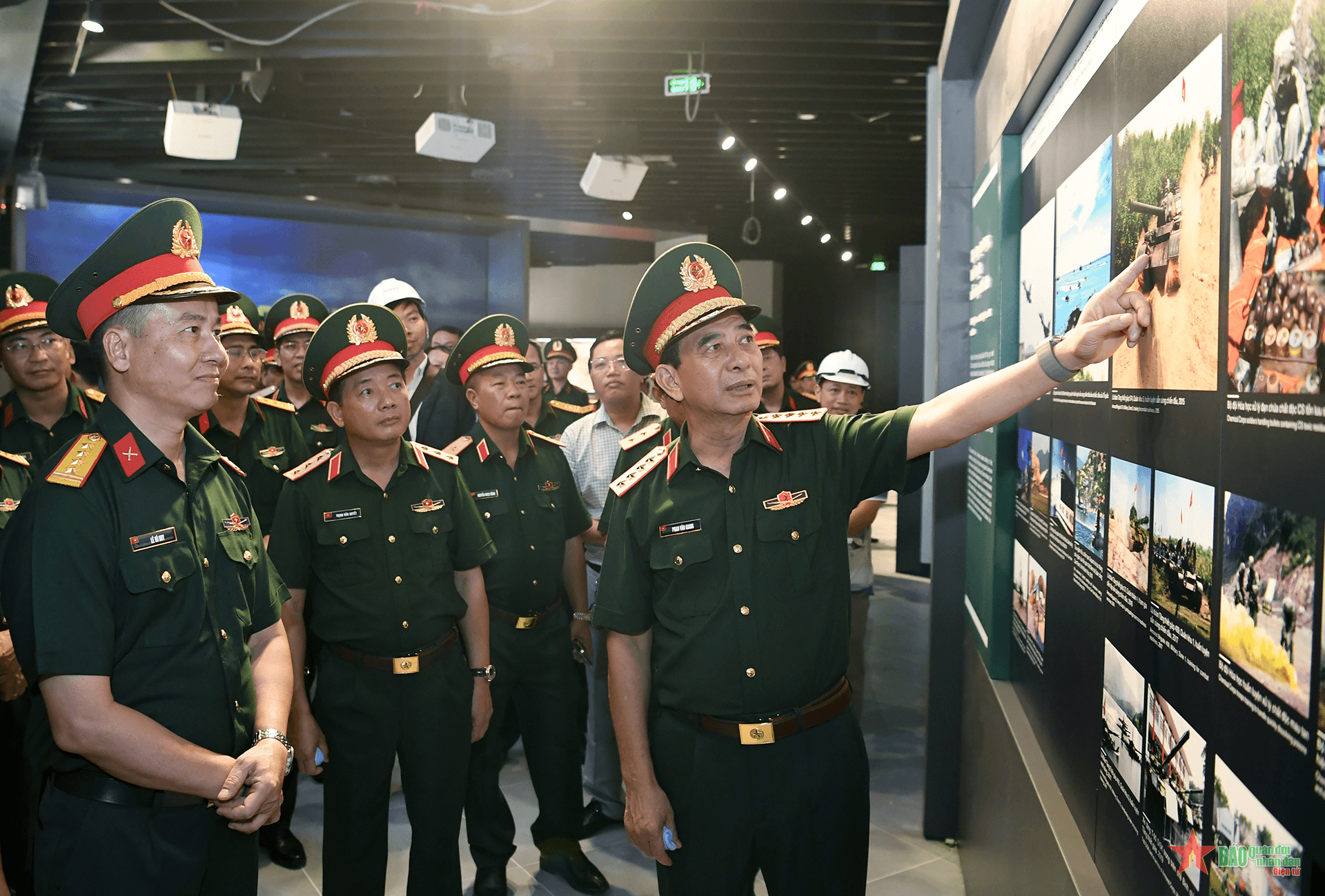 Đại tướng Phan Văn Giang: Tập trung hoàn thiện, sớm đưa công trình Bảo tàng Lịch sử Quân sự Việt Nam vào hoạt động