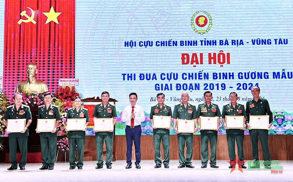 Cựu chiến binh tỉnh Bà Rịa-Vũng Tàu hiến hơn 11.000 m2 đất làm đường, xây dựng công trình công cộng
