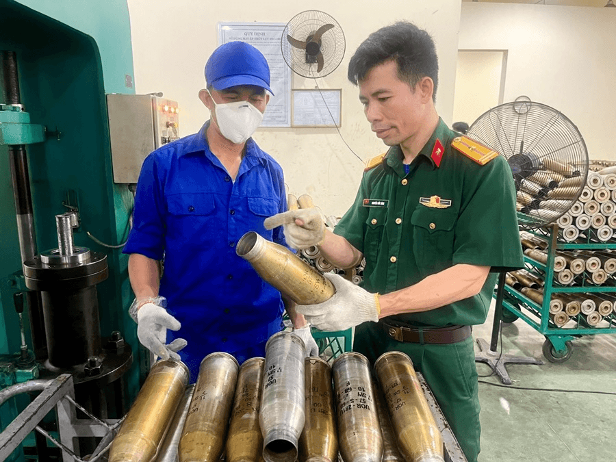 Thiếu tá QNCN Nguyễn Đức Bình và sáng kiến “Thiết bị sàng cát tự động”
