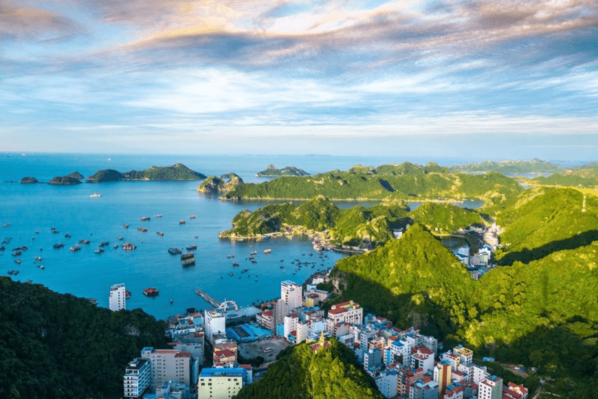 Vịnh Hạ Long - quần đảo Cát Bà được công nhận là Di sản địa chất quốc tế