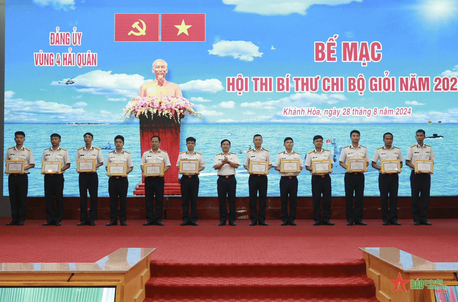 Vùng 4 Hải quân bế mạc hội thi bí thư chi bộ giỏi