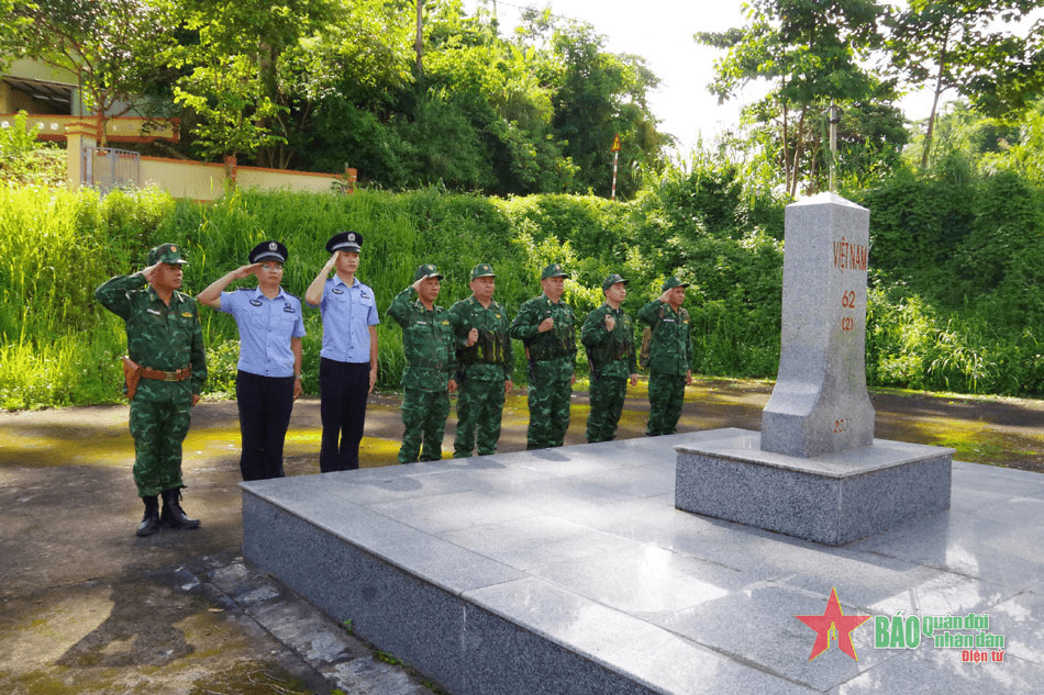 Tuần tra liên hợp chấp pháp trên biên giới