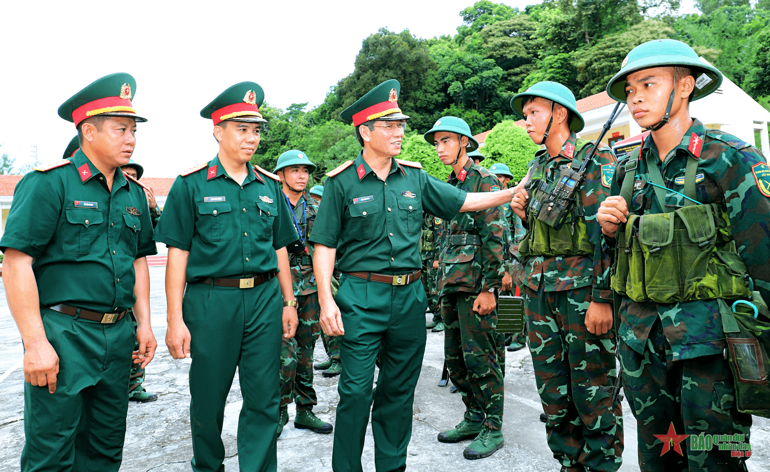 Bộ tư lệnh Quân khu 3 kiểm tra toàn diện kết quả thực hiện nhiệm vụ trên tuyến đảo tỉnh Quảng Ninh