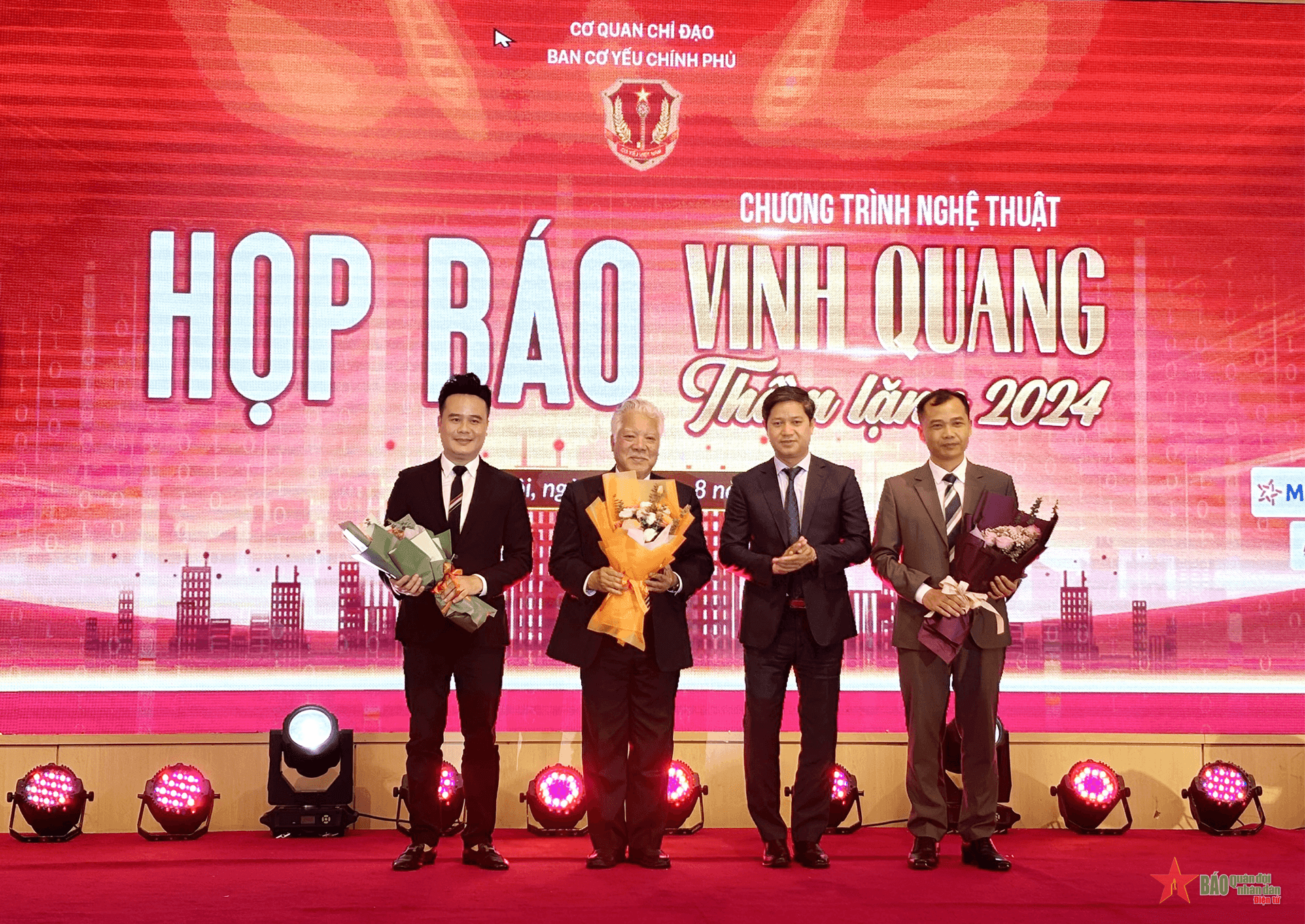 Những chiến công thầm lặng của ngành Cơ yếu