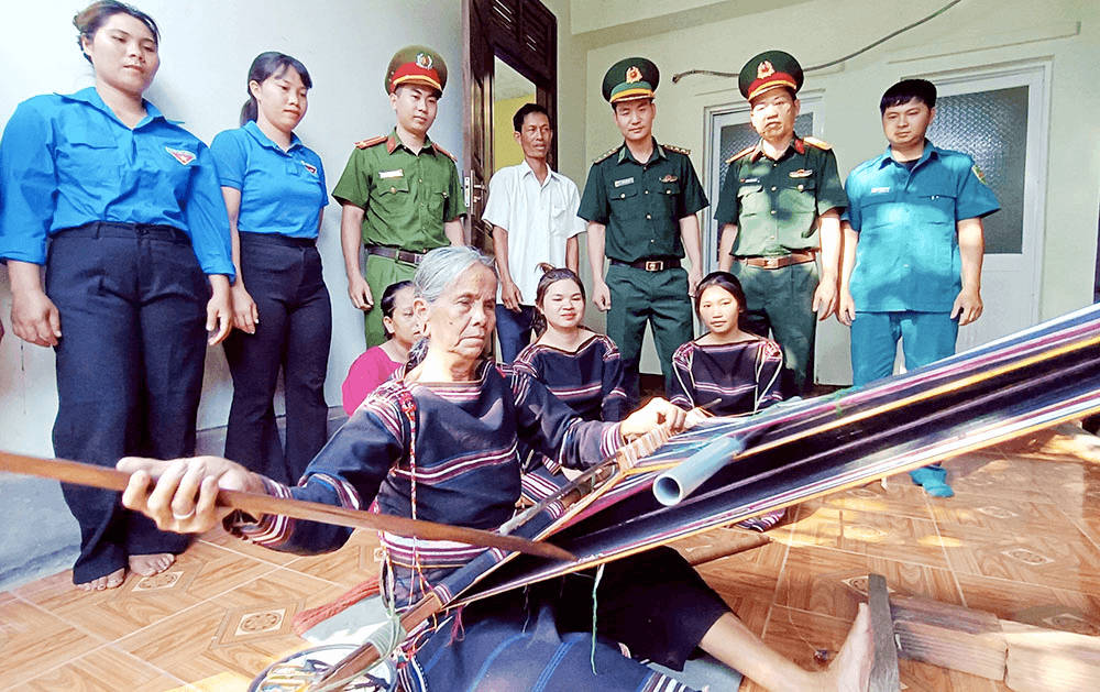 “Bóng cả” của làng Goòng