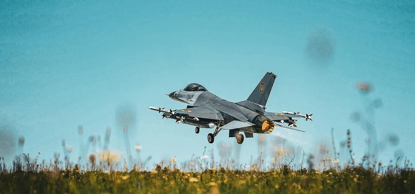 Quân sự thế giới hôm nay (30-8): Tiêm kích F-16 đầu tiên rơi ở Ukraine